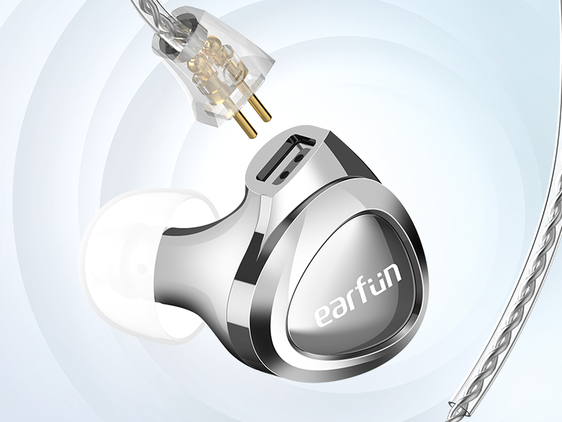 EarFun EH 100