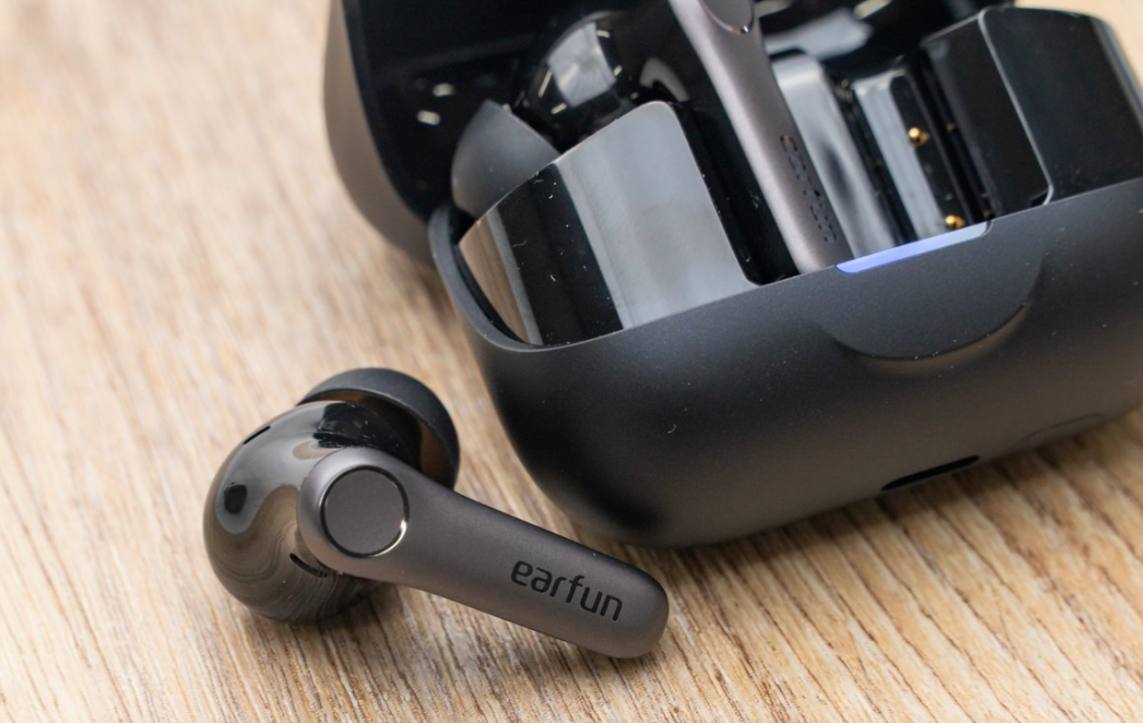 EarFun Air Pro 4 Plus